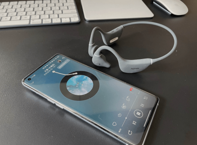 现在市面跑步耳机哪款好用、分享五款适合跑步用的耳机推荐