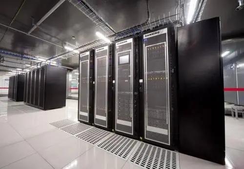 西安网站建设，西安网站开发该使用什么服务器才能快速打开网站